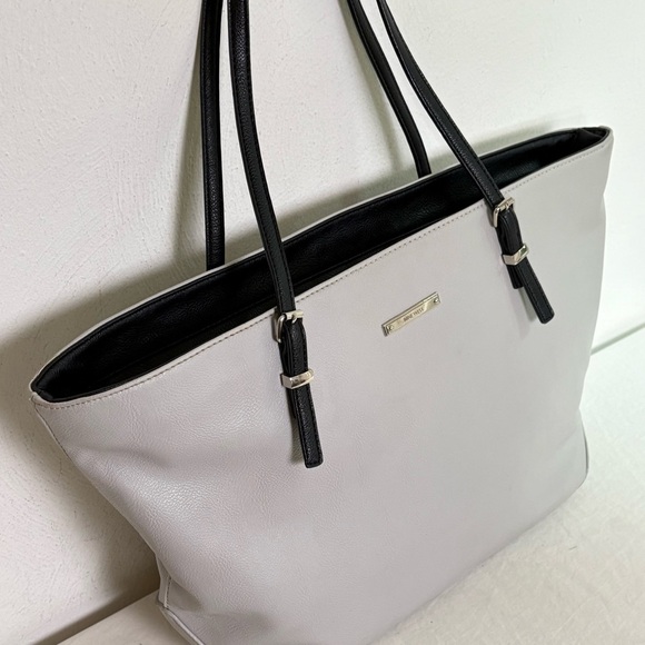 NINE WEST Vintage 90s Y2K faux leather light grey minimalist neutral tote bag - Picture 10 of 16